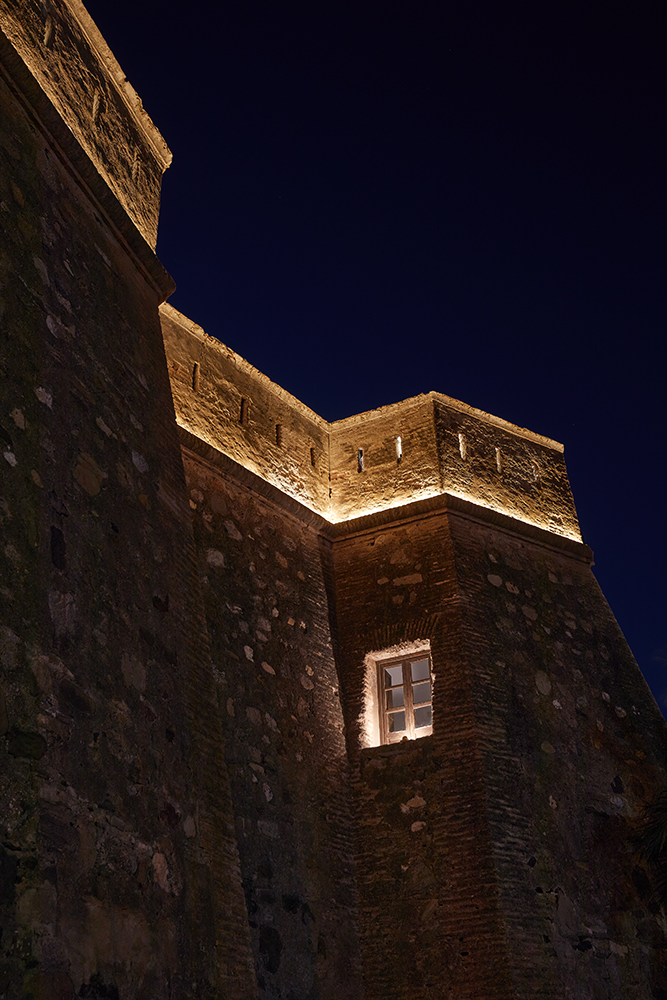 Turmbeleuchtung mit LED-Lichtlinien